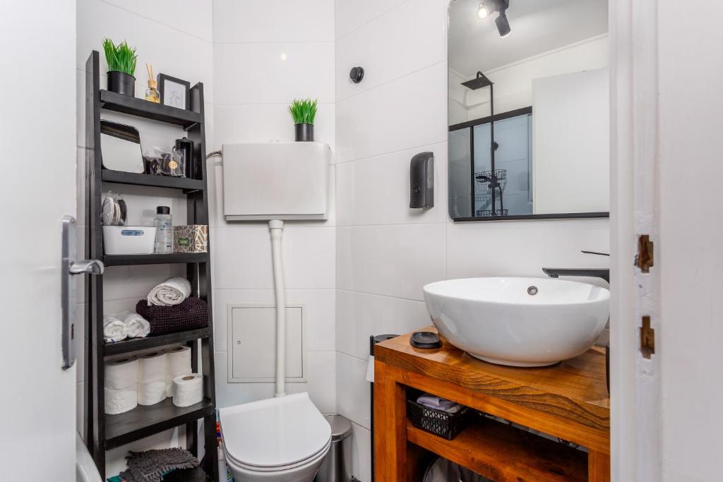 Bathroom — photo 1 at CAROVO 7 apartment