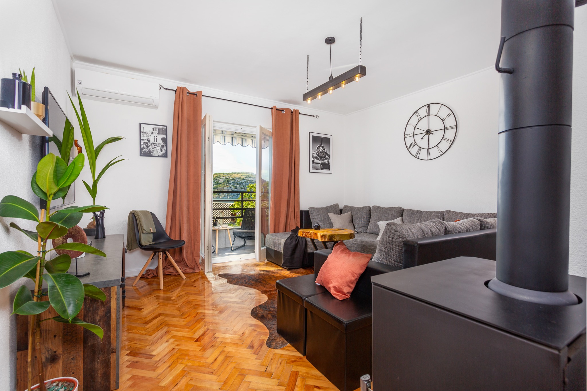 CAROVO 7 premium apartment interior